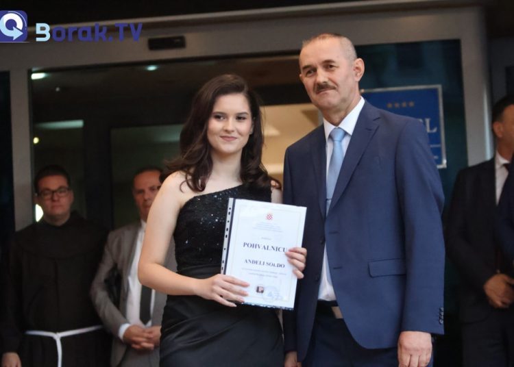 Održana maturalna zabava 51. generacije širokobriješke Srednje strukovne škole