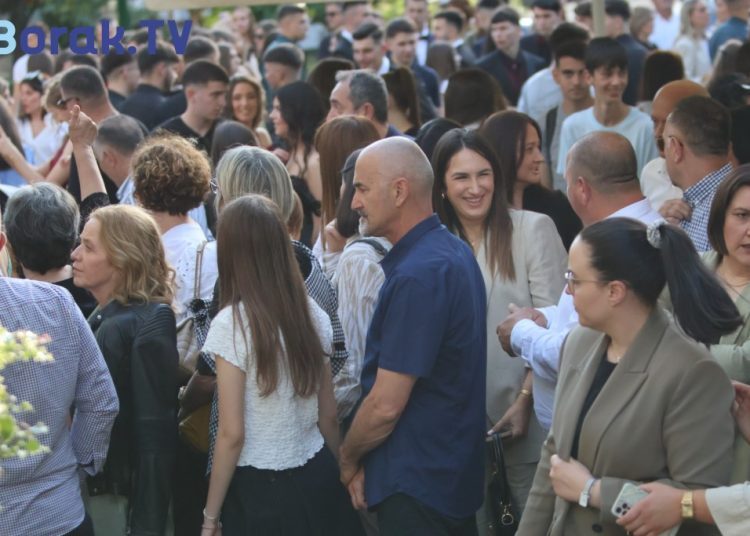 Maturalna zabava 68. naraštaja Gimnazije fra Dominik Mandić