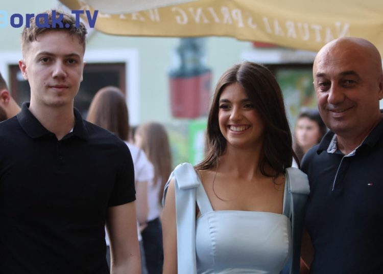 Maturalna zabava 68. naraštaja Gimnazije fra Dominik Mandić