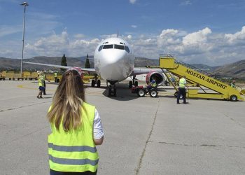 Prisilno slijetanje zrakoplova u Mostaru: Nastao kvar na stajnom trapu