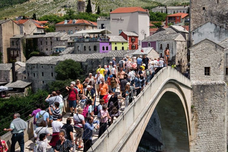 Hrvatski građani najbrojniji turisti u BiH