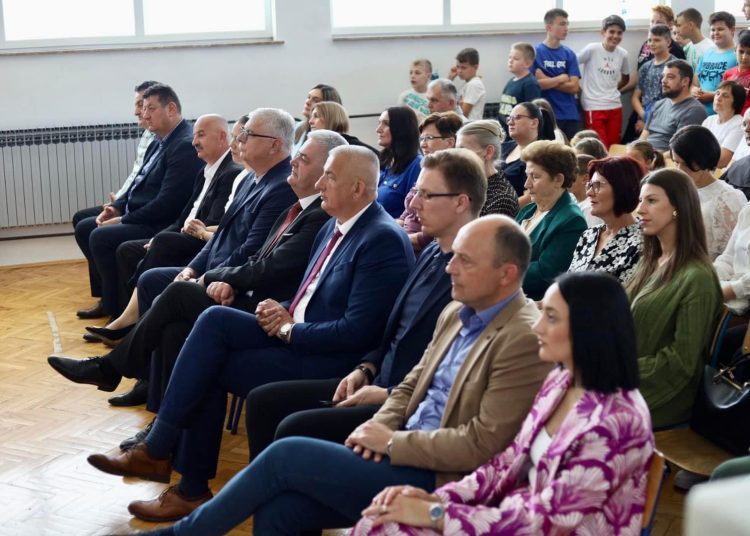 Široki Brijeg: Osnovna škola Kočerin proslavila svoj dan!
