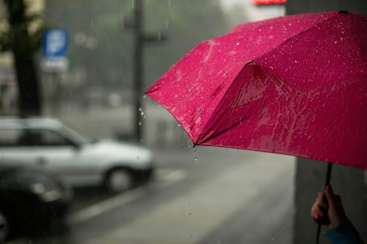Pripremite kišobran za naredne dane, pljuskovi i grmljavina svaki dan
