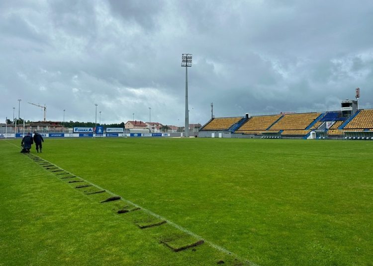 HŠK Posušje: Počeli radovi na postavljanju hibridnog terena na Mokrom Docu