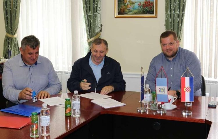 Osamdeset poljoprivrednih proizvođača s područja Ljubuškog dobit će plastenike