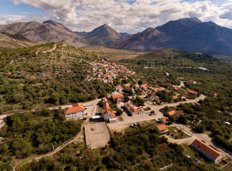 Jedno od najljepših sela u BiH: Blizina Međugorja i Jadranskog mora čini ga neodoljivom destinacijom