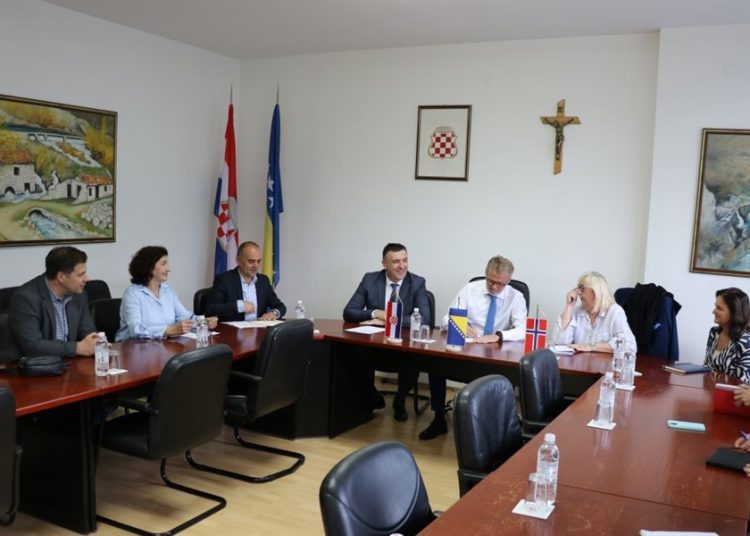 Veleposlanik Kraljevine Norveške u BiH posjetio Županiju Zapadnohercegovačku
