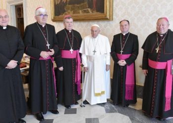 Papa s biskupima iz BiH, upozorili ga na prijetnje novim sukobima