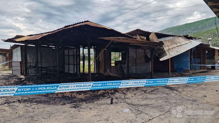 Požar na mostarskoj pijaci u Vrapčićima