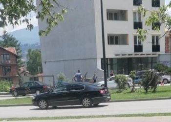 Radnici u kontejneru pronašli beživotno tijelo novorođenčeta