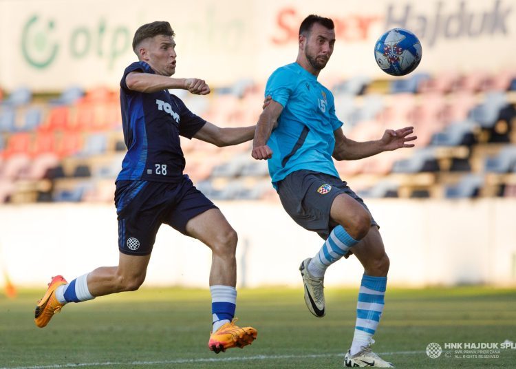 FOTO: Hajduk slavio protiv Posušja na Poljudu