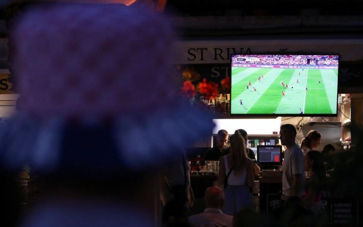 Split zabranio gledanje utakmica u kafićima na rivi