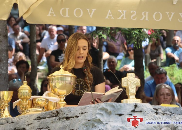 FOTO/VIDEO: Tisuće vjernika na Kedžari proslavilo ‘Divin dan’