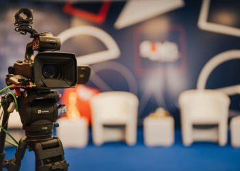 Filozofski fakultet SUM-a pokreće nove online diplomske studije Novinarstva i Odnosa s javnošću