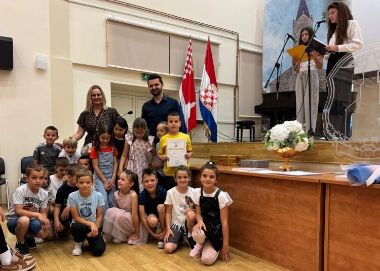 Svečano obilježen Dan škole Ivana Mažuranića Posušje