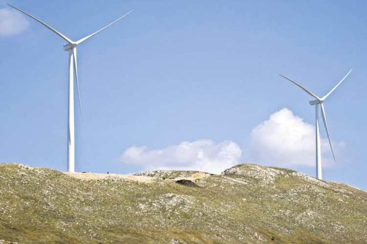 Tomislavgrad s Fealovim vjetroparkom obnavlja ceste, gradi vodovode…