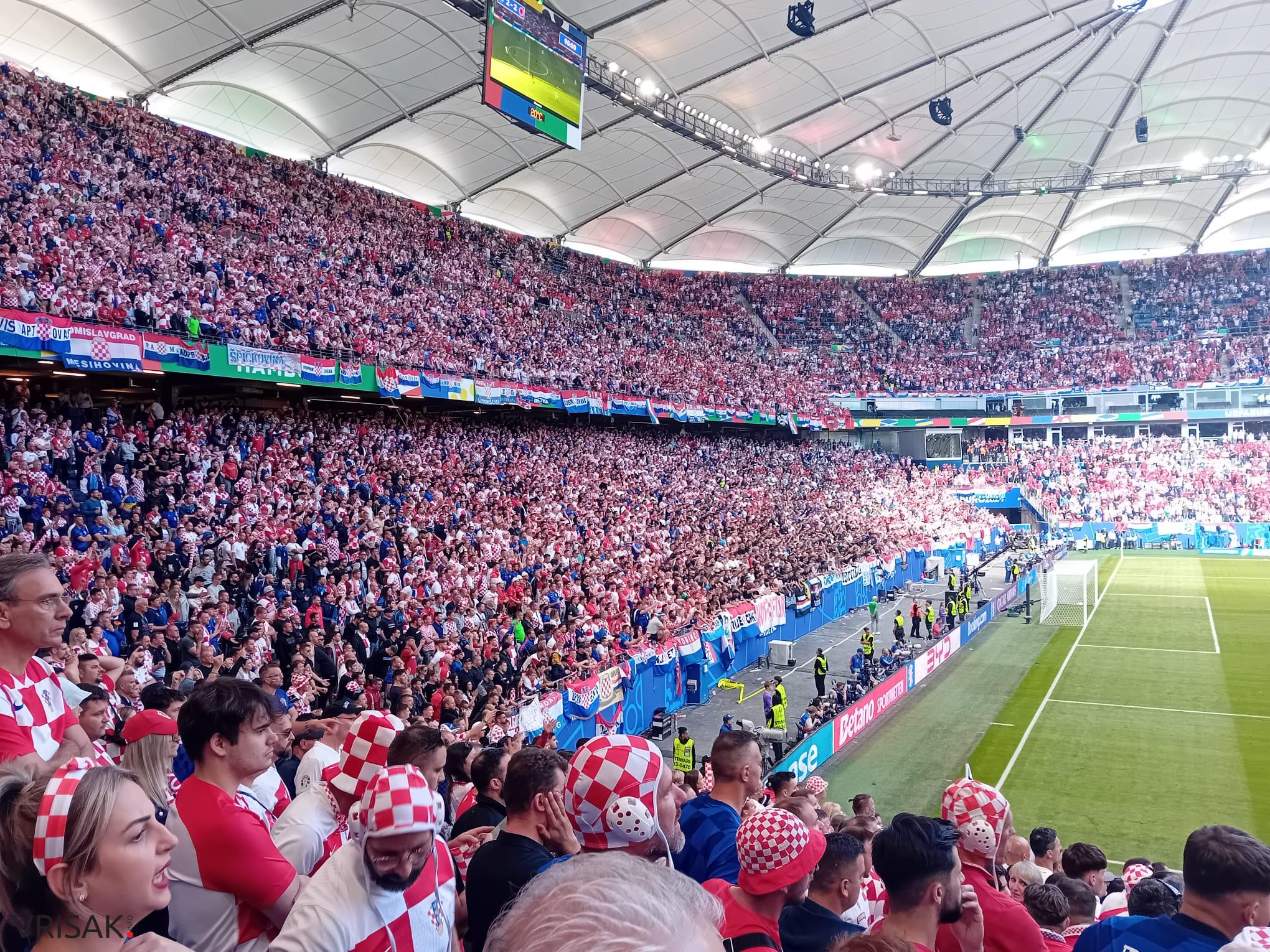 Dobili smo fotografije iz Hamburga, navijači su uz Hrvatsku