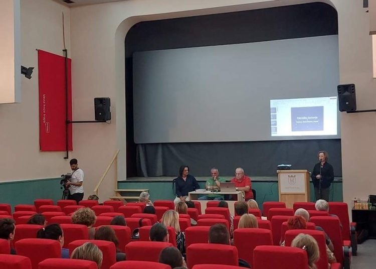 U Širokom Brijegu održana tribina “Ovisnost o kockanju’