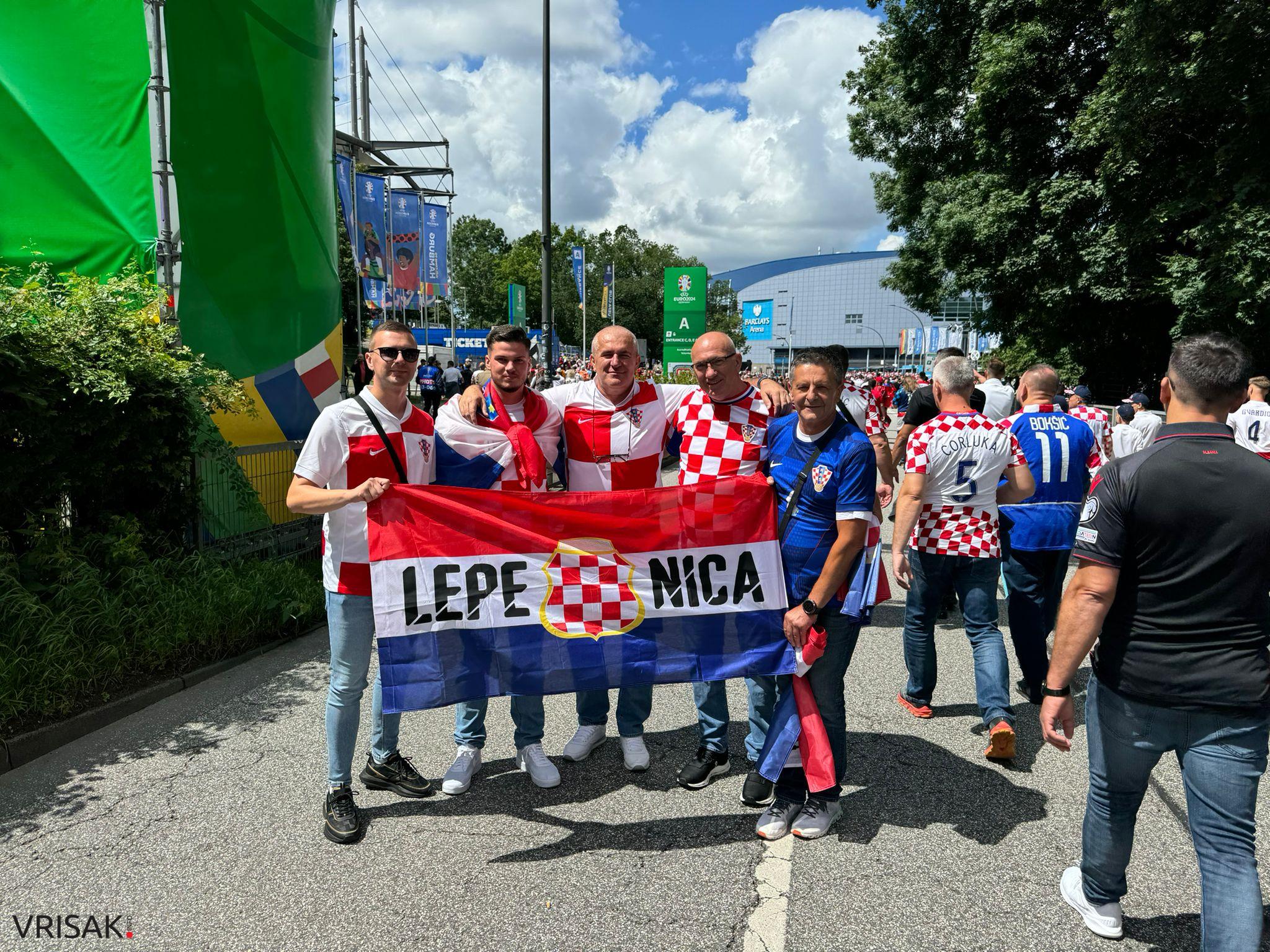 Dobili smo fotografije iz Hamburga, navijači su uz Hrvatsku