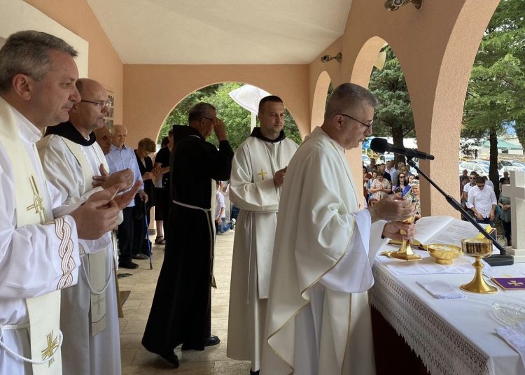 Proslavljen sveti Ante u Ljubotićima
