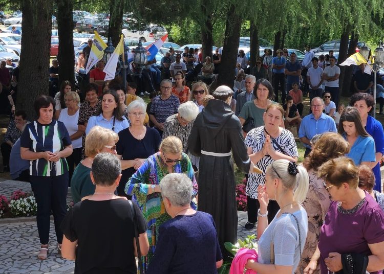 Proslavljen sveti Ante u Ljubotićima