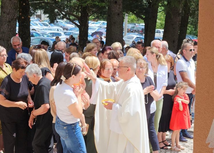 Proslavljen sveti Ante u Ljubotićima