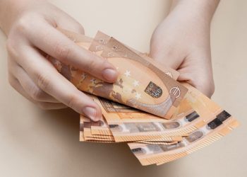 Dijaspora prošle godine poslala 5,7 milijardi maraka u BiH