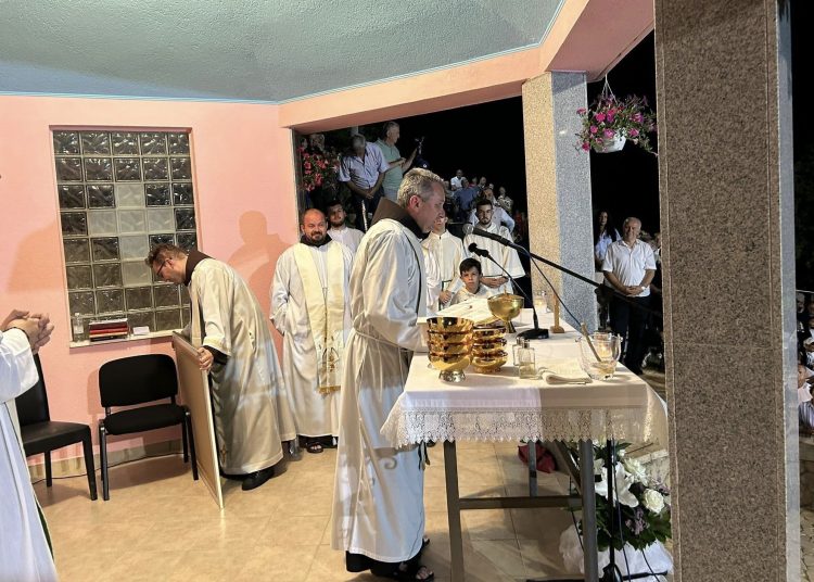 U Knešpolju tisuće vjernika na proslavi uočnice sv. Ivana Krstitelja