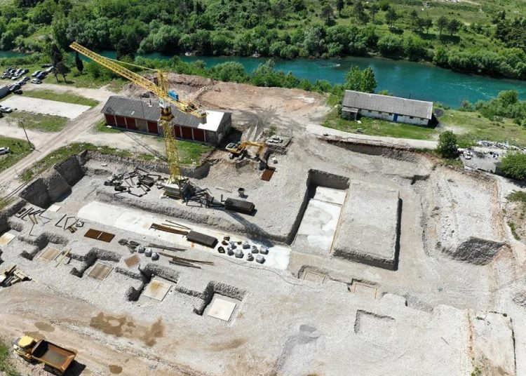 Nastavljeni radovi na Olimpijskom bazenu u Mostaru, pogledajte dokle se stiglo