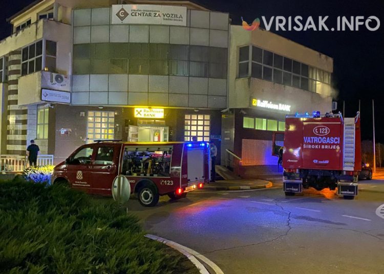 Požar u poslovnici Raiffeisen banke u Širokom Brijegu