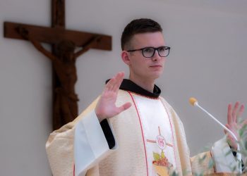 Širokobriješki franjevac Ivan Slišković svojom propovijedi oduševio sve prisutne na Humcu