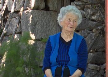 Dragica iz Rasna proslavila 89. rođendan s ekipom Crvenog križa Široki Brijeg