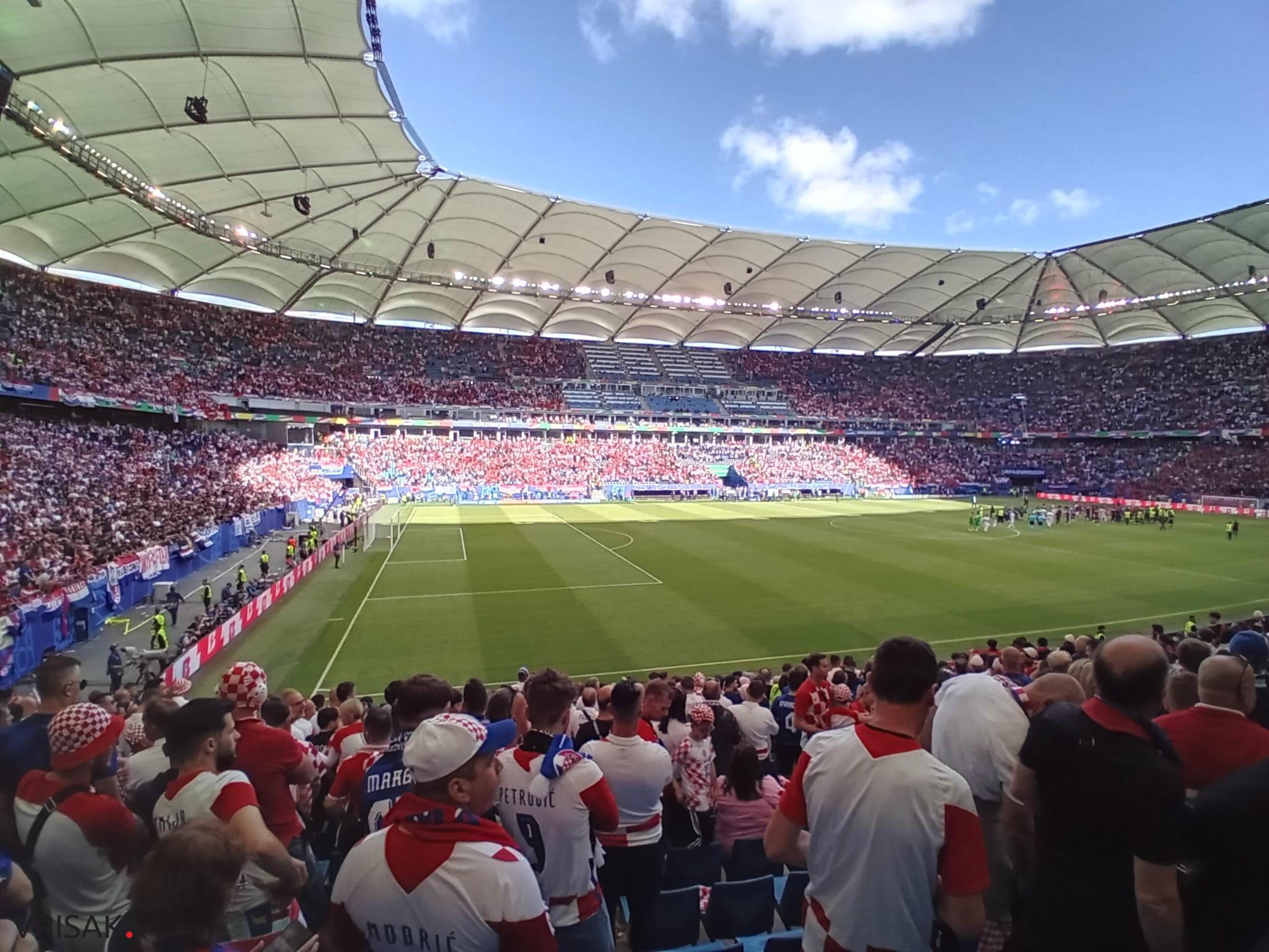 Dobili smo fotografije iz Hamburga, navijači su uz Hrvatsku