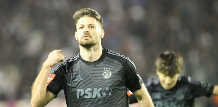 Petković se vraća u Italiju? Dva kluba bacila oko na napadača Dinama, jedan od njih igra Ligu prvaka