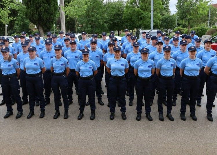 Svečano prisegnule 63 policajke i policajca MUP-a ŽZH