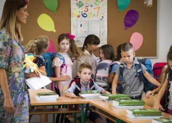 ŽZH: Napuštene škole pretvaraju se u vrtiće, uvodi se produženi boravak, počinje kurikularna reforma, demografija sve bolja