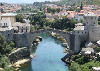 Turisti iz cijelog svijeta “preplavili” Mostar