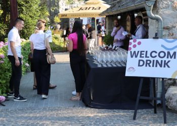 FOTO: Festival Vinske ceste Hercegovine: Promovirano bogato vinsko nasljeđe i turistička ponuda