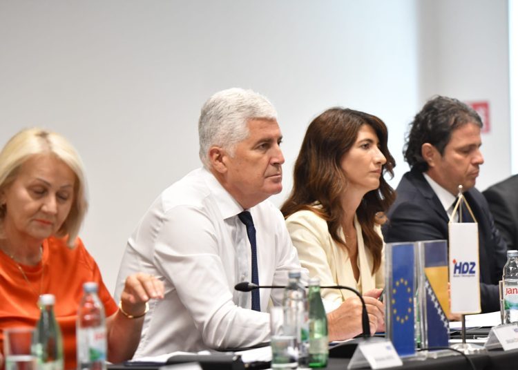 U Splitu održana zajednička sjednica Predsjedništva HDZ-a i HDZ-a BiH
