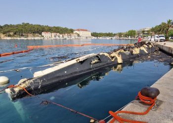 Širokobriješki poduzetnik dobio nalog da ukloni jahtu