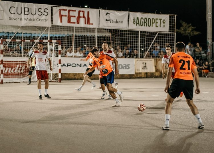 Pobjede Ljutog Doca, Izbična i Knešpolja