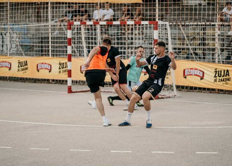 Jare i Buhovo podijelili bodove, uvjerljive pobjede Crnih Lokava i Ciglane Gradac