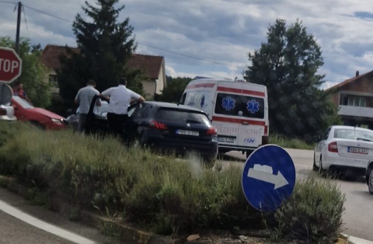 Široki Brijeg: Prometna nesreća u Knešpolju