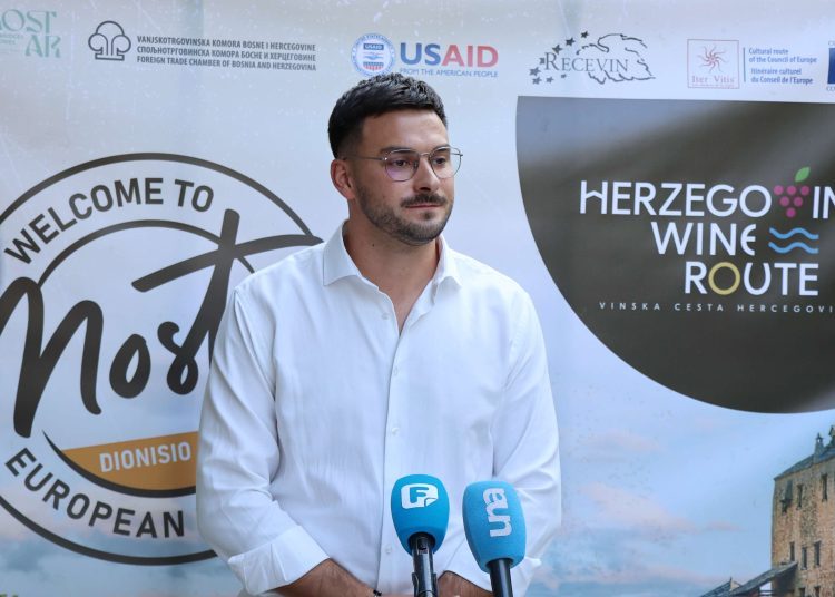 FOTO: Festival Vinske ceste Hercegovine: Promovirano bogato vinsko nasljeđe i turistička ponuda