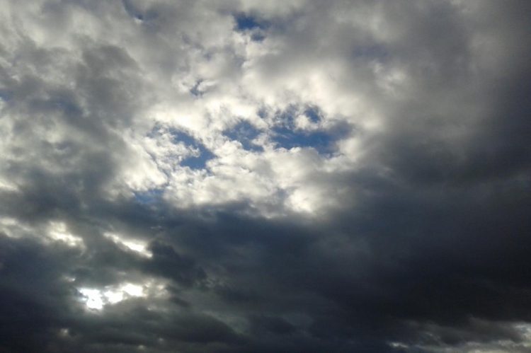 Stižu nam pljuskovi i ugodnije temperature zraka