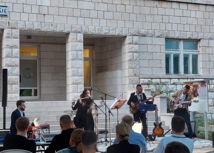 Posuško lito: Koncert “Jazz night” očarao posušku publiku!