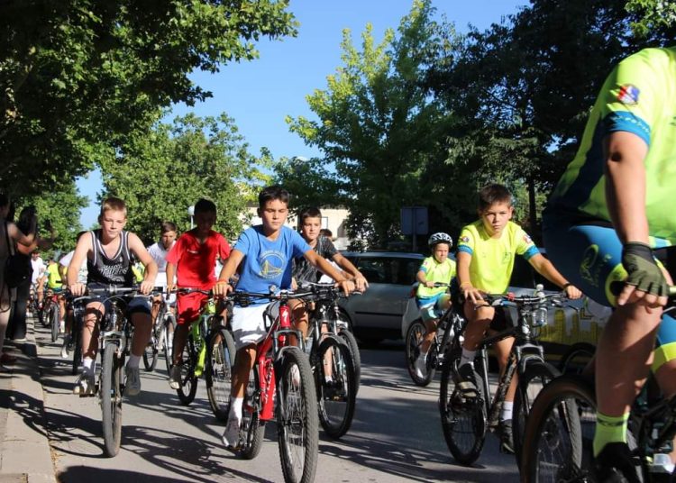 Nikad posjećeniji Posuški đir (FOTO)