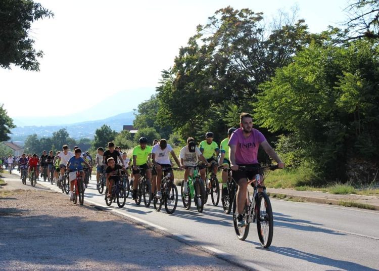 Nikad posjećeniji Posuški đir (FOTO)