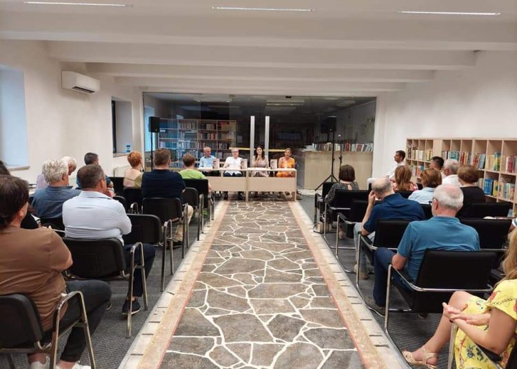 Široki Brijeg: Predstavljen “Benjaminov zbornik”, izvedena monodrama “Ispit savjesti”