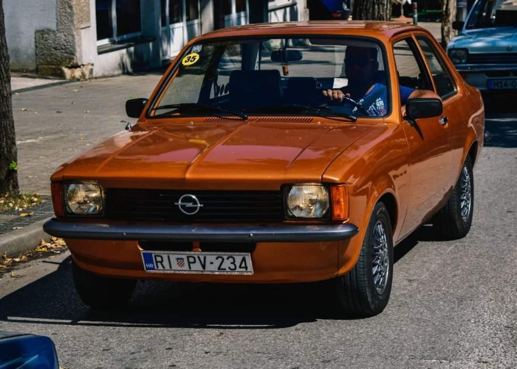 Šesti Opel oldschool Hercegovina (FOTO)